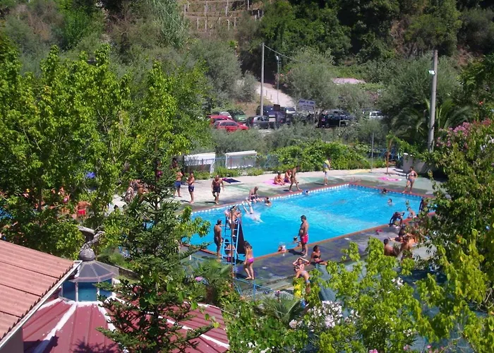 La Costa לינה וארוחת בוקר